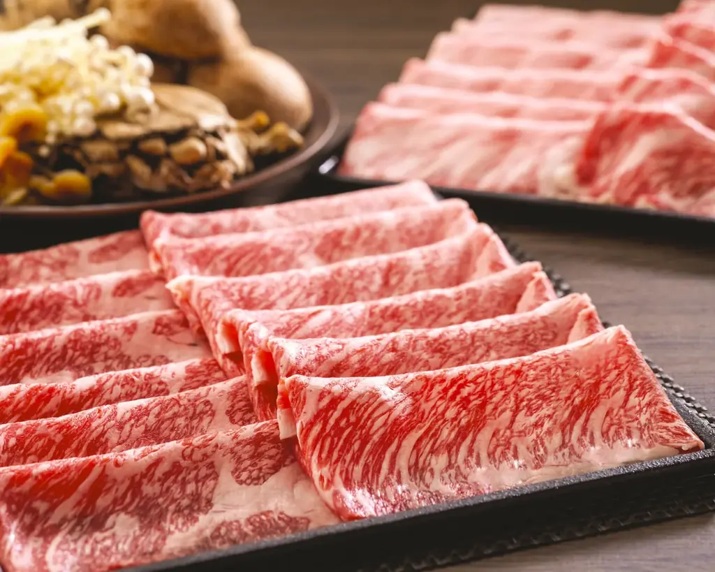 【しゃぶしゃぶ温野菜】肉の日記念！“黒毛和牛” 食べ放題が1,000円引き・3,980円となる9日間限定キャンペーンを実施～12種のお肉や国産野菜、逸品料理など60種類以上が食べ放題～ 画像 2