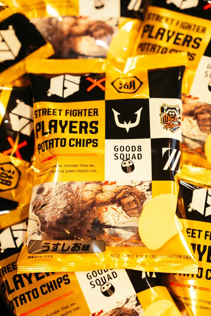 プロeスポーツチーム「ZETA DIVISION」所属選手のカードがあたる、「ストリートファイタープレイヤーズポテトチップス」の販売決定 画像 3
