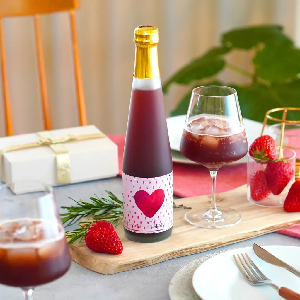 スイーツビュッフェ『苺の森のアトリエ』付き宿泊プランを販売 苺のノンアルコールスパークリングで乾杯 全室レイクビューの琵琶湖ホテルでいちごにときめく春旅 画像 2