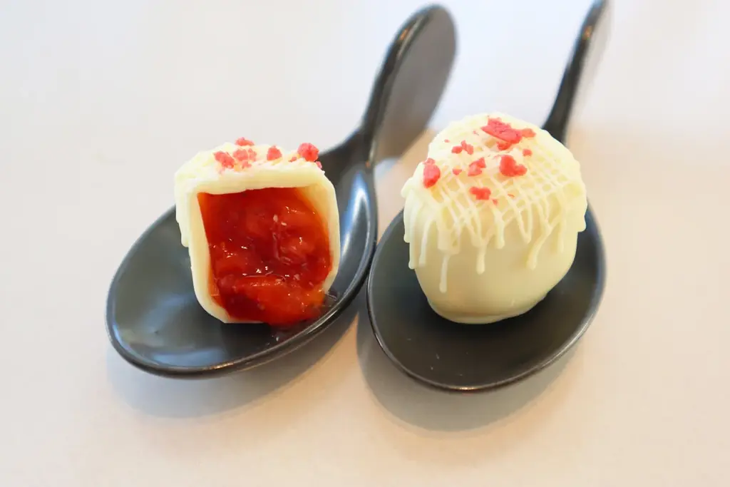 【ホテルグランヴィア和歌山】いちごのひとときへご招待！春を先取り♪ 和歌山生まれの苺“まりひめ” 「苺のデクリネゾン」2月1日新登場 画像 4