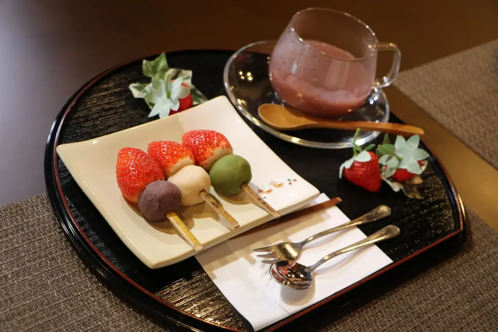 三田村邦彦が奈良でおとな旅！冬の”ならまち”で昼前から立ち飲み?! 映えスイーツ、新感覚おでん、三田村絶賛の極上麻婆豆腐も!! 画像 8