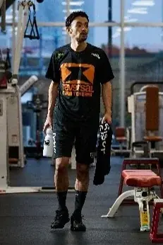 TEAM TENSHIN × rvddw × OSHMAN’Sカプセルコレクション　“神童”那須川天心コラボモデルTシャツ新発売　オッシュマンズ別注スペシャルカラーも登場 画像 16