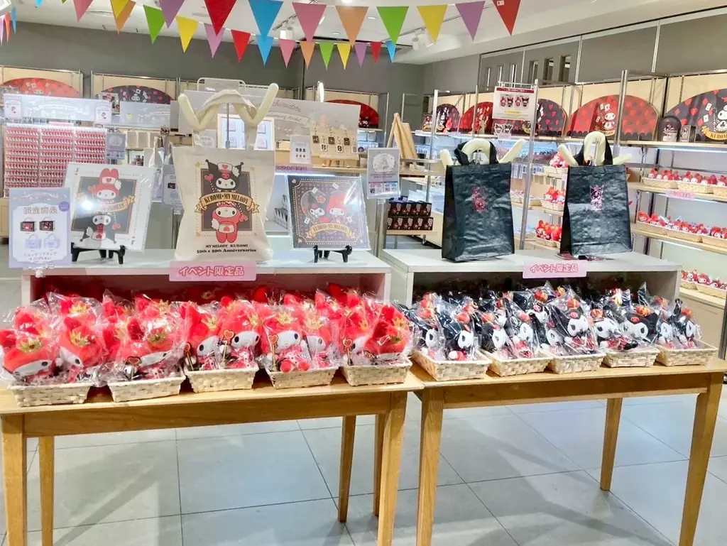 全国百貨店で開催した大型ショッピングイベント『サンリオキャラクターズ スペシャルアニバーサリーマーケット』盛況のうちに終幕。1月30日よりファン待望のグッズ販売をオンラインで期間限定開催！ 画像 2