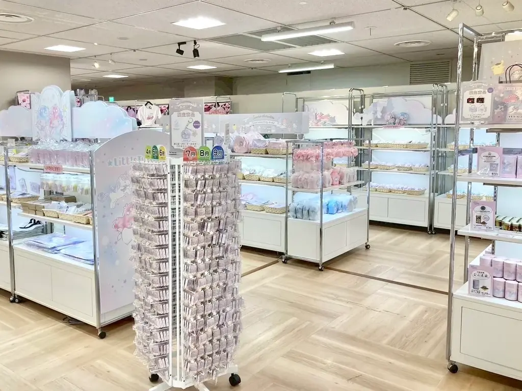 全国百貨店で開催した大型ショッピングイベント『サンリオキャラクターズ スペシャルアニバーサリーマーケット』盛況のうちに終幕。1月30日よりファン待望のグッズ販売をオンラインで期間限定開催！ 画像 8