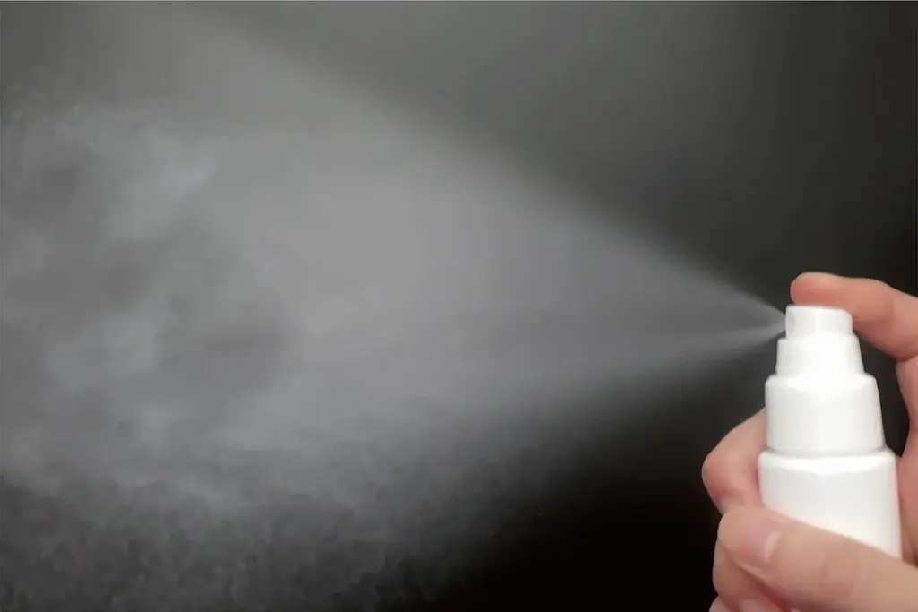 3種のビタミンC誘導体* 配合（すべてうるおい成分）、肌をケアする美容液UVシリーズ「ハレバレ」から待望のUV化粧下地 新発売！同時に使い心地がUPした美容液UVミスト リニューアル新発売！ 画像 7