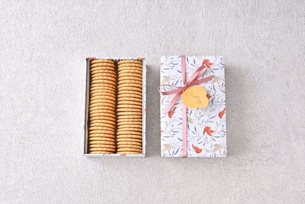 【Buttery】花モチーフのサクサククッキーがたっぷり！小鳥舞う「フラワークッキー缶」２月１日より新発売 画像 4
