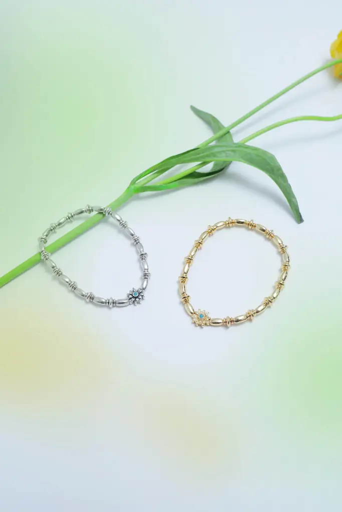 俳優・駒木根葵汰、初プロデュースのジュエリーブランド「Nuvie（ヌーヴィ）」が1月30日誕生日に始動。花に願いを込めるイメージから生まれた、2026SSシーズンに華やかさと彩りを添えるコレクション 画像 5