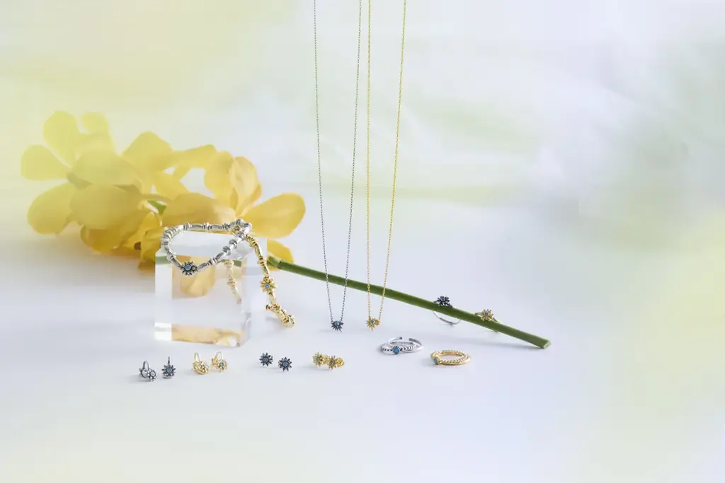 俳優・駒木根葵汰、初プロデュースのジュエリーブランド「Nuvie（ヌーヴィ）」が1月30日誕生日に始動。花に願いを込めるイメージから生まれた、2026SSシーズンに華やかさと彩りを添えるコレクション 画像 9