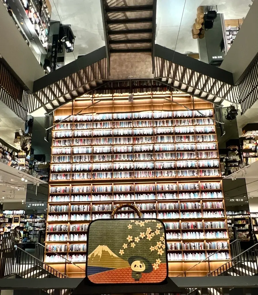 日本文化【畳と西陣織】の美しさを、新しい視点で世界へ。伝統を大切にしながら、未来をデザインする老舗バッグメーカーが、楽天公式キャラクター「お買いものパンダ」と開発した特別なアイテムが発売開始！ 画像 10