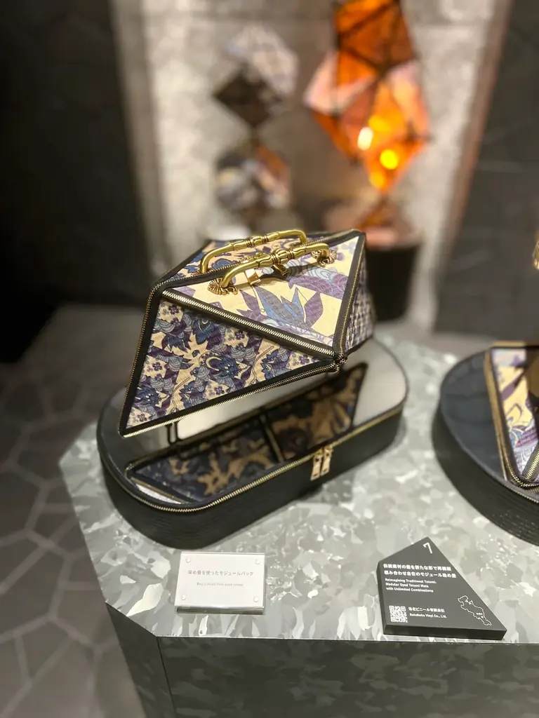 日本文化【畳と西陣織】の美しさを、新しい視点で世界へ。伝統を大切にしながら、未来をデザインする老舗バッグメーカーが、楽天公式キャラクター「お買いものパンダ」と開発した特別なアイテムが発売開始！ 画像 16