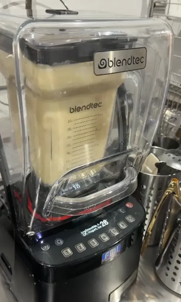 マレーシア発プレミアムティー「BEUTEA」、1杯ごとに生姜の塊を“布で手搾り”する『ジンジャーアップルティー』日本限定発売 画像 3