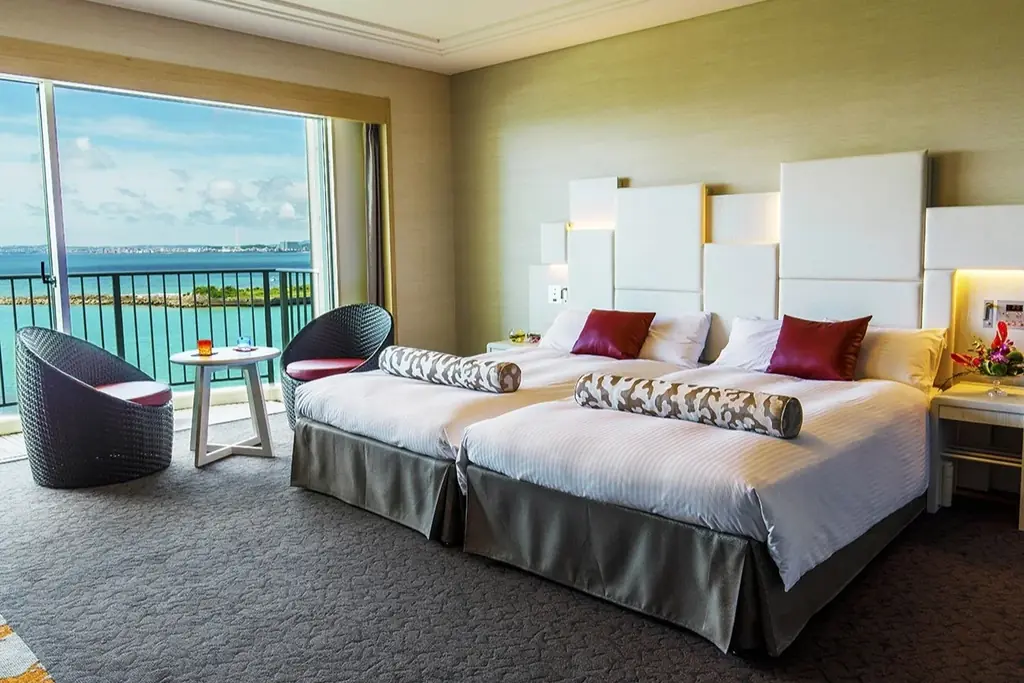 【誕生日・記念日・プロポーズ】客室を華やかに演出する〈バルーンデコレーションプラン〉が2月上旬から販売開始 | 沖縄・ラグナガーデンホテル 画像 5