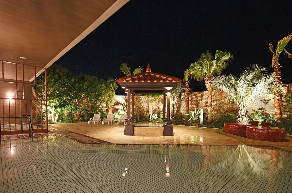 ウェディングチャペルの空間をリニューアル。「ブックチャペル」2026年2月1日グランドオープン！　アニメの聖地ならではの約9,000冊を選書【グランドメルキュール浜名湖リゾート＆スパ】 画像 6