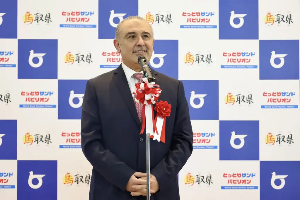 “鳥取県は万博をやめません！～万博ロス界隈は鳥取へ～”　万博で大人気！「鳥取無限砂丘」がヨルダンの砂で復活「－大阪・関西万博記念－とっとりサンドパビリオン」オープン！ 画像 4