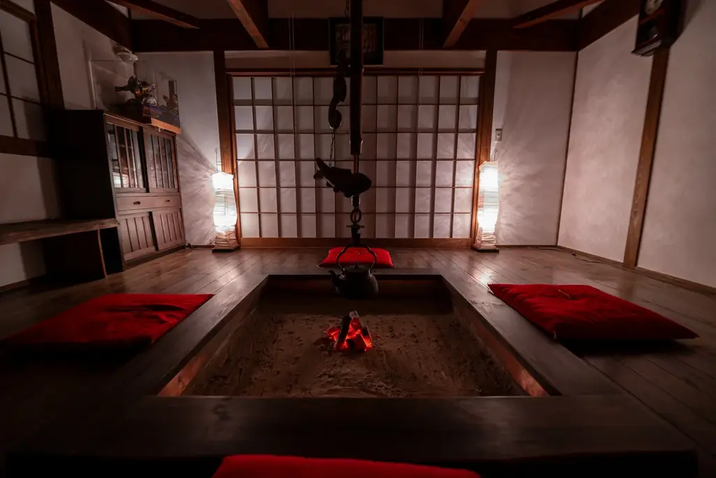 【日本最大級の独占お花見】2000坪の敷地に咲く桜を“1組”だけで貸切。Airbnb★5.0の究極ヴィラ「ReTune Hokuto」で、ととのう「花見×サウナ」予約解禁。 画像 7