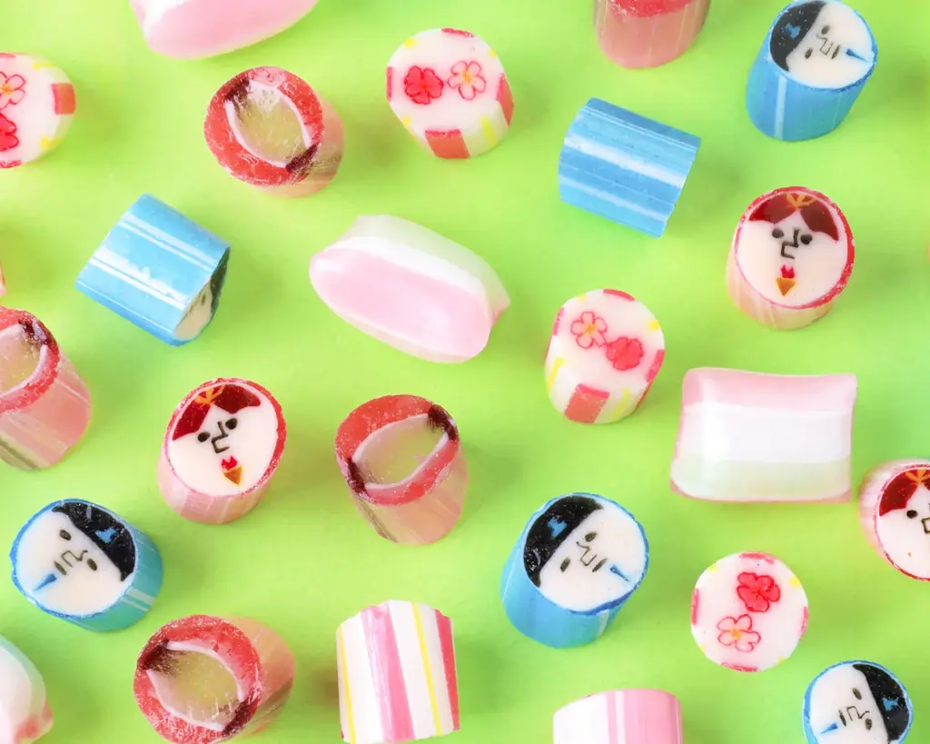 “シュール”な表情のお内裏様とお雛様？　遊び心があふれるキャンディとバブレッツ　全3種　PAPABUBBLEのひなまつりシリーズ　2月5日より発売 画像 3