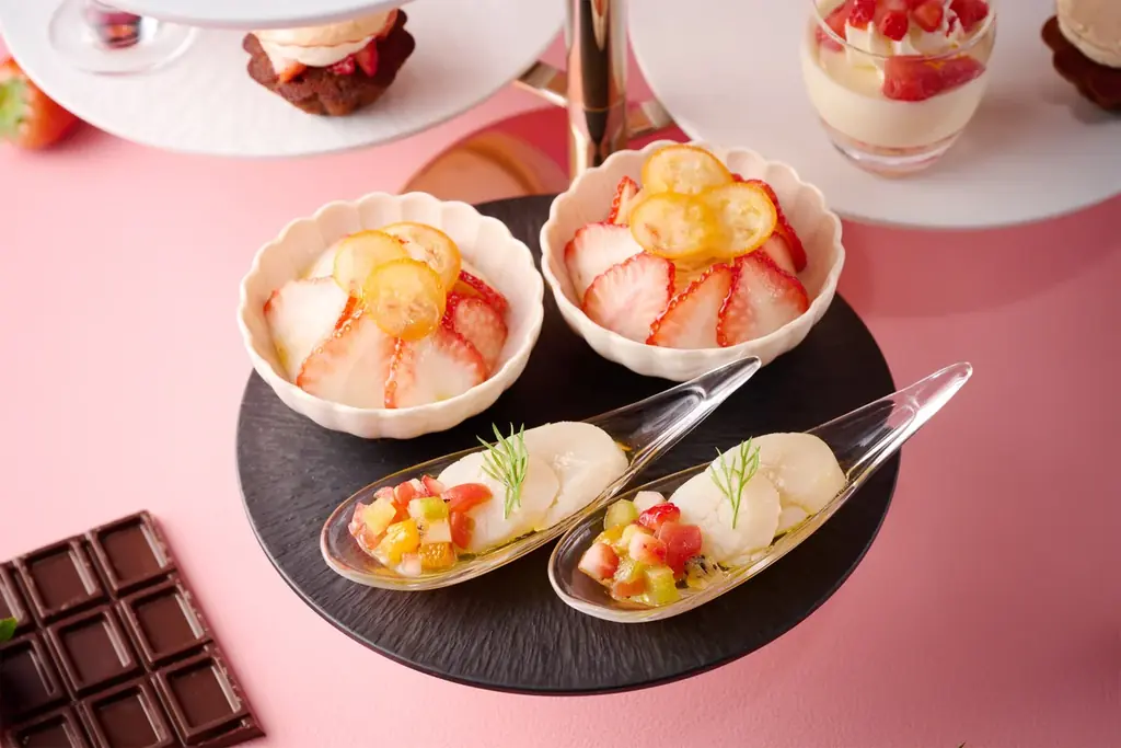 【旬の国産いちご7品種とチョコレートの贅沢なマリアージュ】青果の老舗仲卸が手がけるレストラン「DEK」で「ストロベリー＆チョコレートアフタヌーンティー」を開催（2/3〜3/31） 画像 5