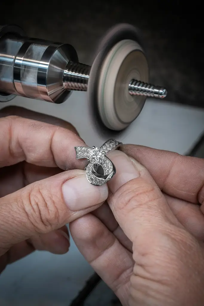 【ヴァン クリーフ＆アーペル】ブークル ソリティアがパーマネント コレクションに登場 画像 4