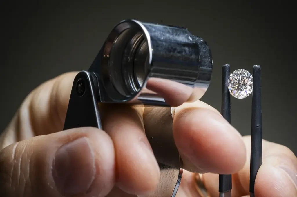 【ヴァン クリーフ＆アーペル】ブークル ソリティアがパーマネント コレクションに登場 画像 6