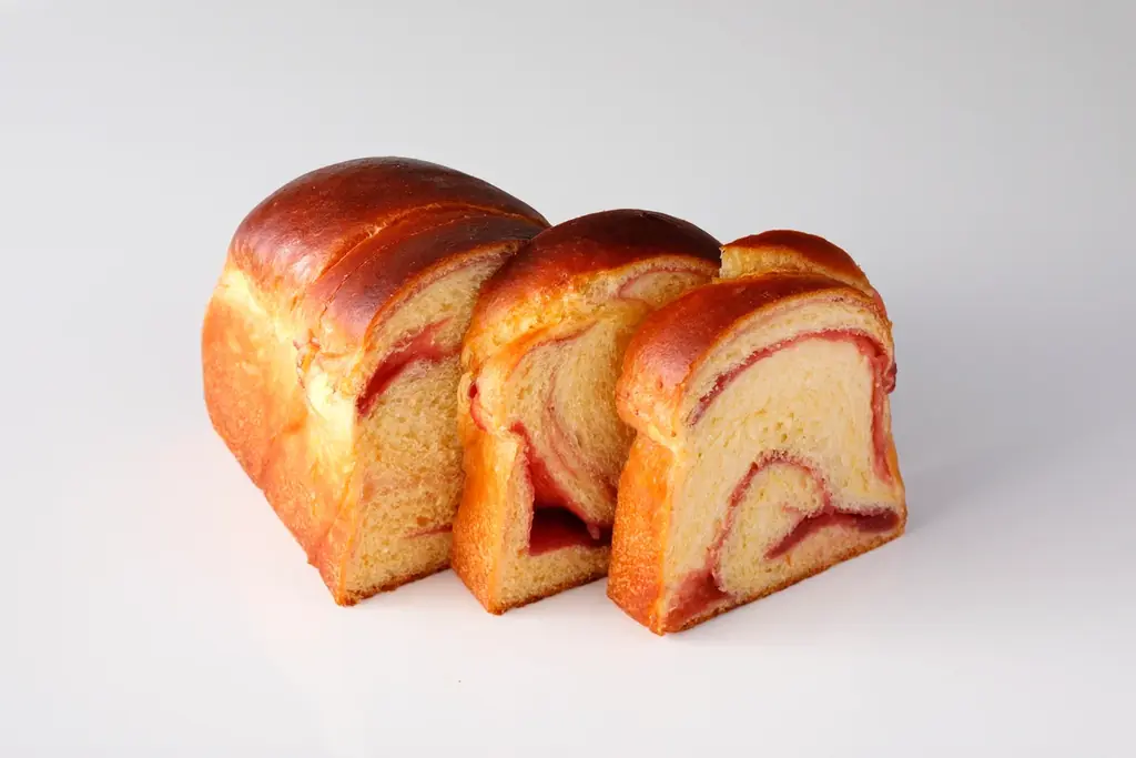 “いちごの王様”あまおう尽くしの“春を呼ぶ”パンが登場！ 画像 5