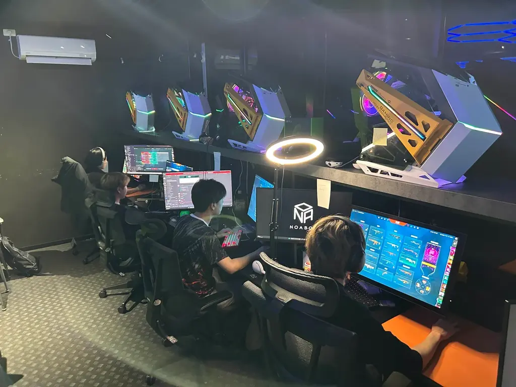 町田のeスポーツ施設NOABOX、ゲームイベントの実況配信スタジオでの使用レビュー — プロチームのブートキャンプ拠点としても活用拡大 画像 2