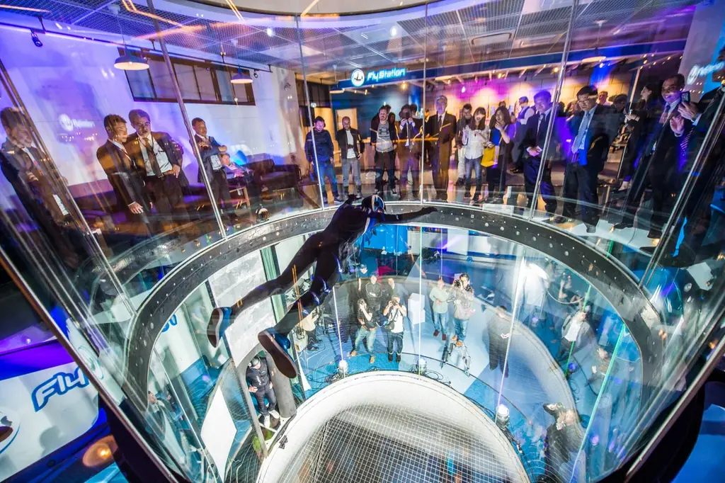 屋内スカイダイビングの体験時間が2倍！平日狙いでゆっくり楽しむ贅沢な体験消費─木曜限定のお得な+1分フライト「ブーストサーズデー」開始（FlyStation Japan／埼玉） 画像 4