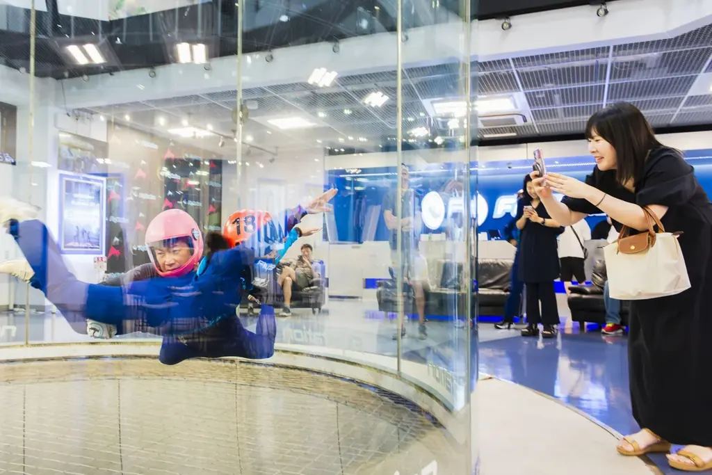 屋内スカイダイビングの体験時間が2倍！平日狙いでゆっくり楽しむ贅沢な体験消費─木曜限定のお得な+1分フライト「ブーストサーズデー」開始（FlyStation Japan／埼玉） 画像 7