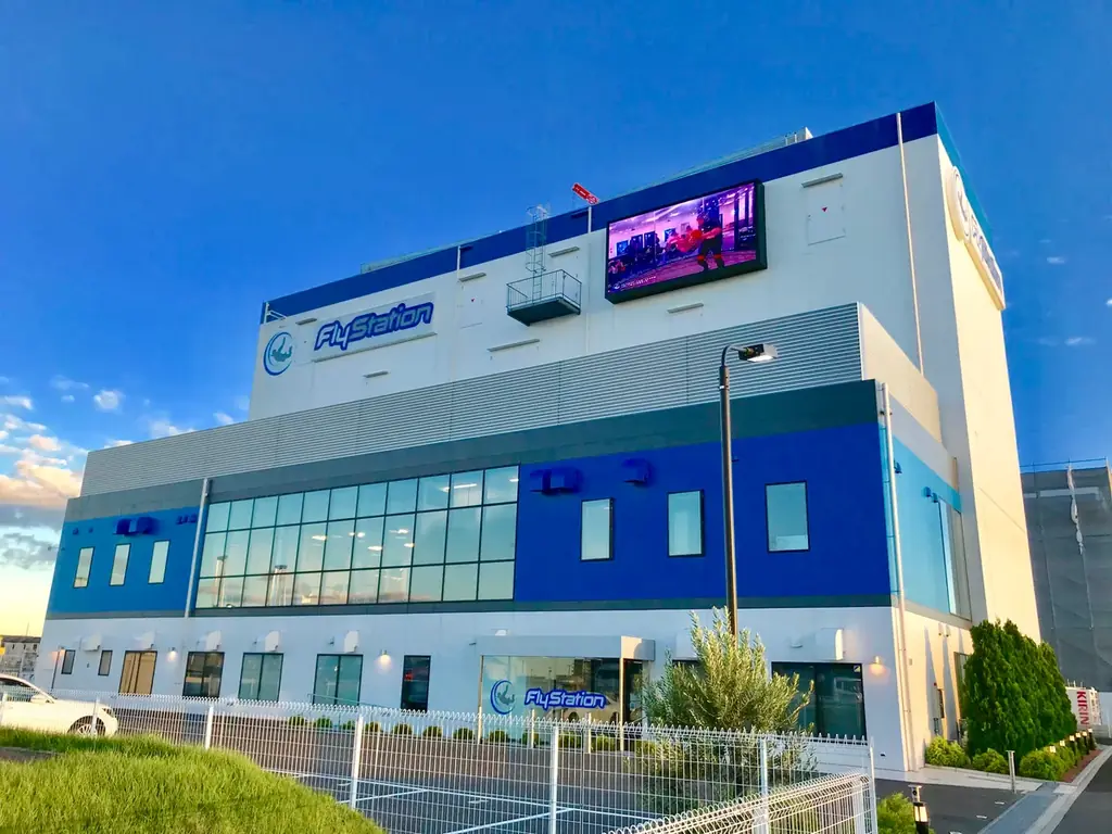 屋内スカイダイビングの体験時間が2倍！平日狙いでゆっくり楽しむ贅沢な体験消費─木曜限定のお得な+1分フライト「ブーストサーズデー」開始（FlyStation Japan／埼玉） 画像 9