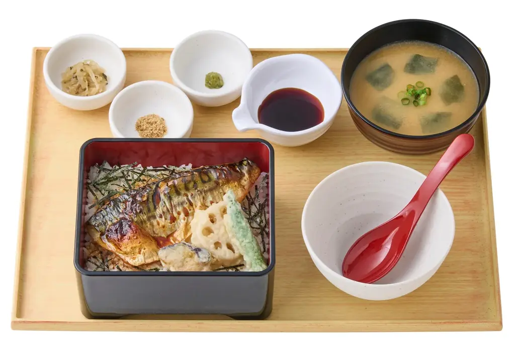 「やよい軒」『こだわりの特撰シリーズ』にまぶし定食が登場！食べ進めるほどに美味しさが広がる、２種類の“まぶし”の新提案。『～三元豚使用～豚まぶし定食』『～骨取りサバ使用～焼サバと天ぷらのまぶし定食』 画像 6