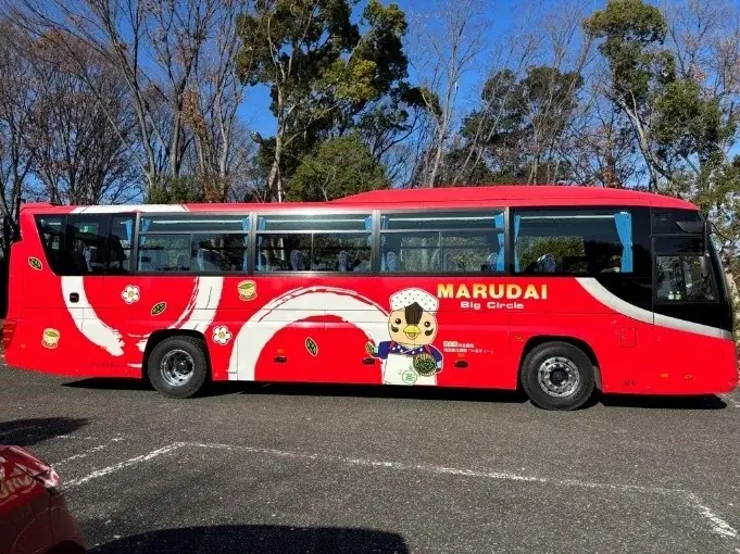 「いるティー」のまるっと大きなラッピング！観光バスとタクシー運行開始！ 画像 4