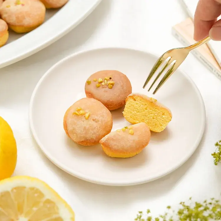 【瀬戸内レモンを皮ごと贅沢に】甘酸っぱいアイシングとシャリシャリ食感が楽しい『瀬戸内レモンのひとくちケーキ』をスナックミーオンラインストアで期間限定発売 画像 2