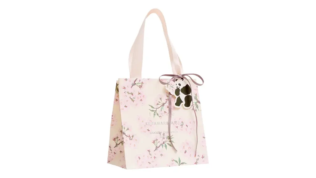 【to/one(トーン)】KEITA MARUYAMAの夜桜を纏う3度目のサクラコレクションが登場！桜柄の缶に入った限定コフレ2種ほか全14アイテムがラインアップ 画像 18