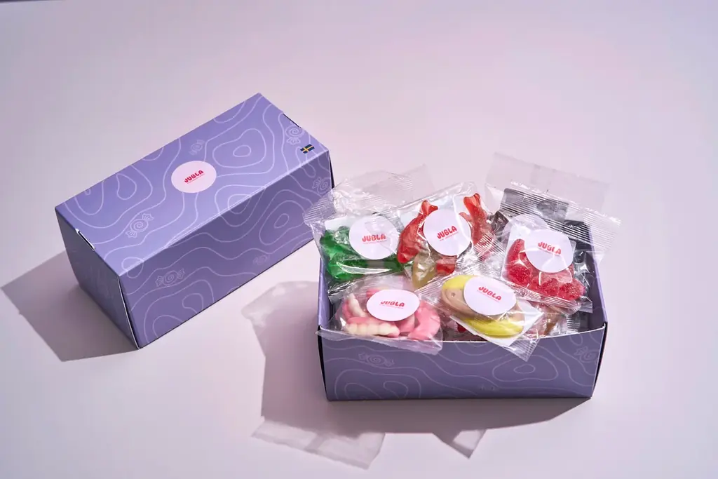 北欧・スウェーデンのお菓子文化 “ピック・アンド・ミックス” キャンディ体験を日本で。2月12日(木)、「JUBLA CANDY（ユブラキャディ）」、世田谷・豪徳寺で販売開始！ 画像 4