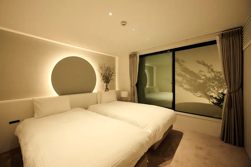 「次の一歩を描くための滞在拠点」が柿の木坂に誕生｜一棟独立型レジデンス「Quiet TOKYO 柿の木坂『凪』」会員限定オープン 画像 3