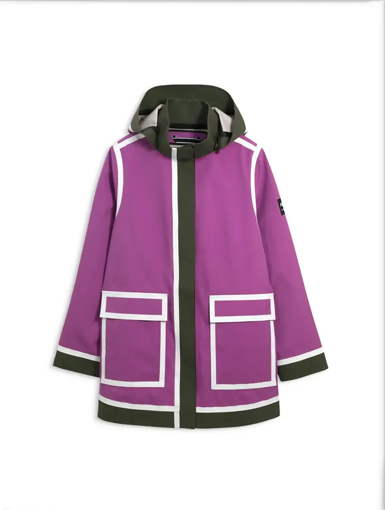 AIGLE（エーグル）から建築的美学を纏う「AIGLE by インディア・マダヴィ」コレクションが登場 画像 2