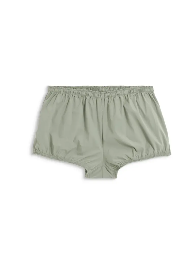 AIGLE（エーグル）から建築的美学を纏う「AIGLE by インディア・マダヴィ」コレクションが登場 画像 3