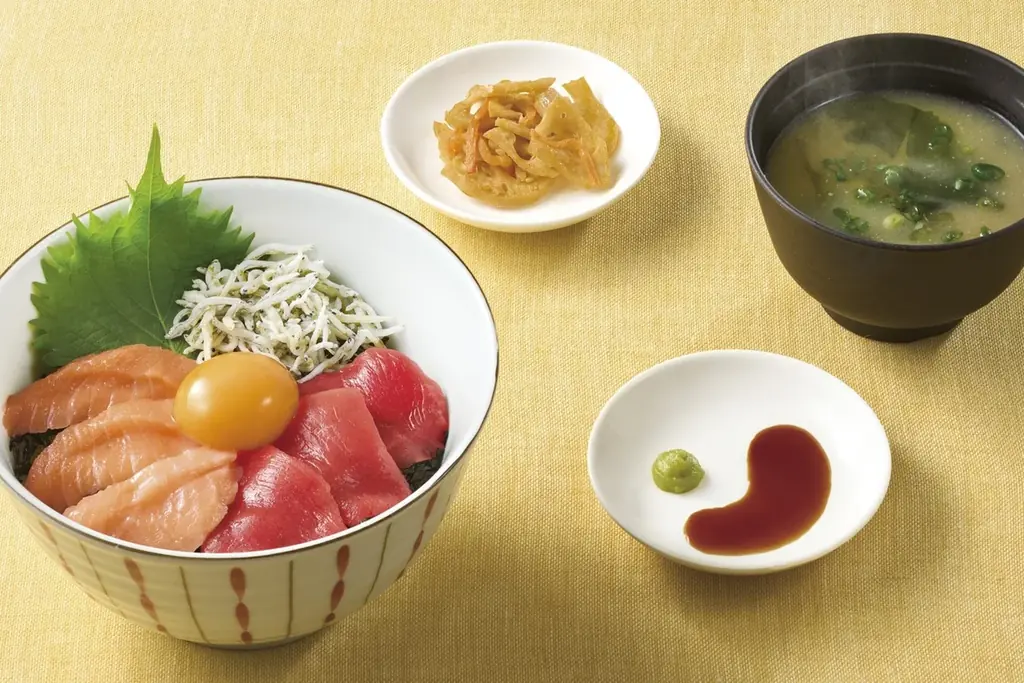 いちご×チョコの甘～い誘惑！ハーゲンダッツスイーツがバレンタイン仕様！春を先取る「春の彩りDining」も2月5日（木）より開始 画像 10