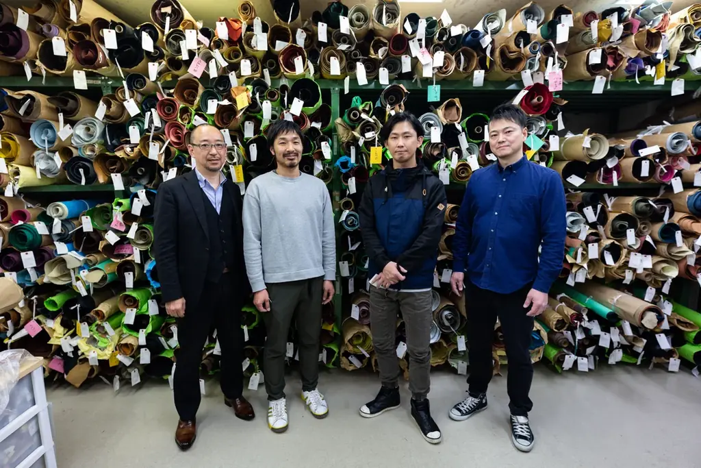 スターバックス　台東の職人の情熱を込めた『JIMOTO Made レザーボトルショルダーバッグ台東』を東京・台東区10店舗にて2月11日（水）から発売 画像 2