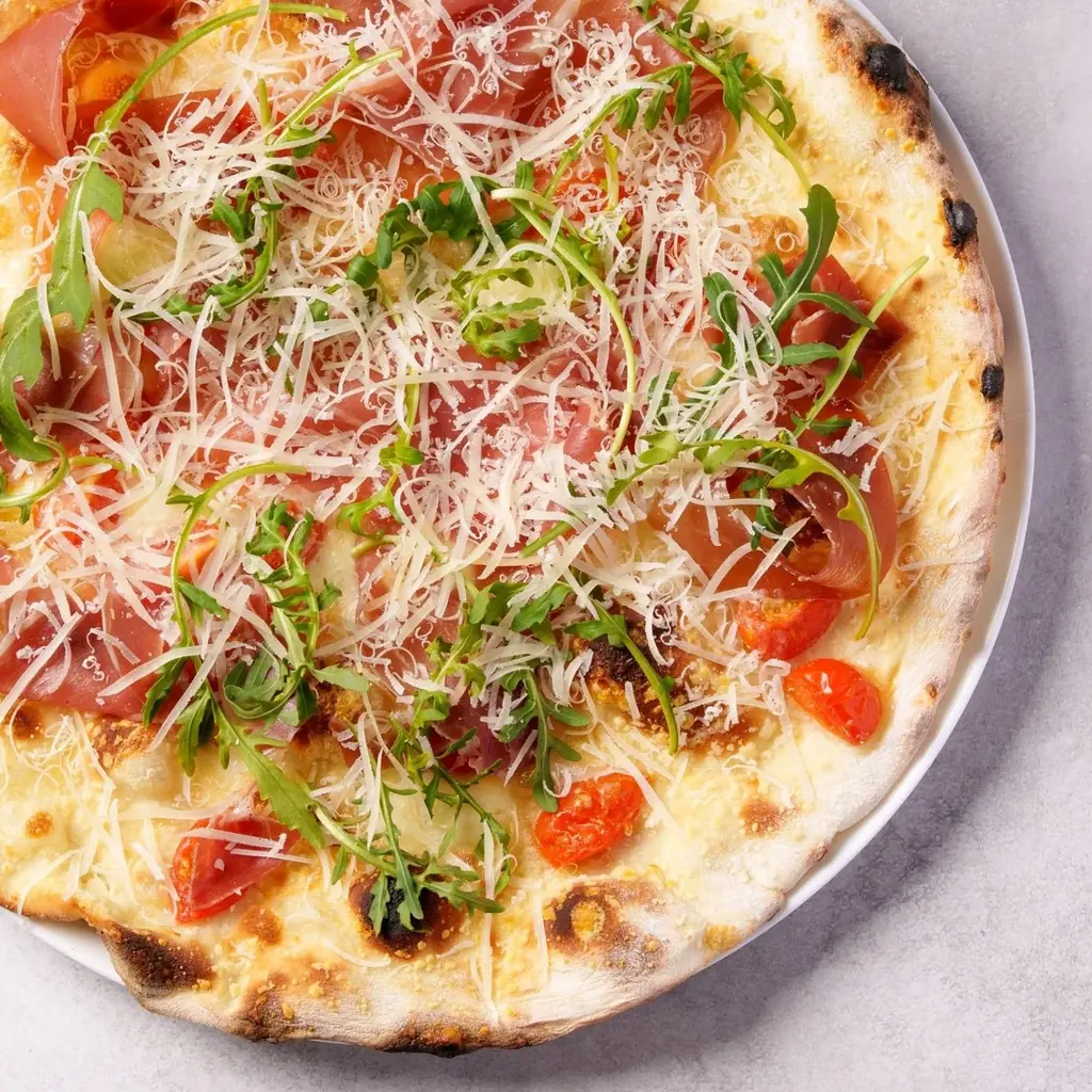 毎週金曜日限定「Happy Friday Pizza Night」プランが登場！ 画像 11