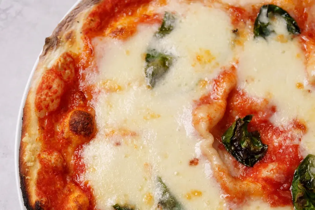 毎週金曜日限定「Happy Friday Pizza Night」プランが登場！ 画像 6