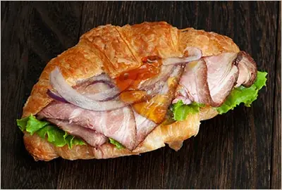 昭和4年創業のベーカリー「キングベーク」の手掛けるサンドウィッチ自販機が函館駅に新登場！ 画像 5