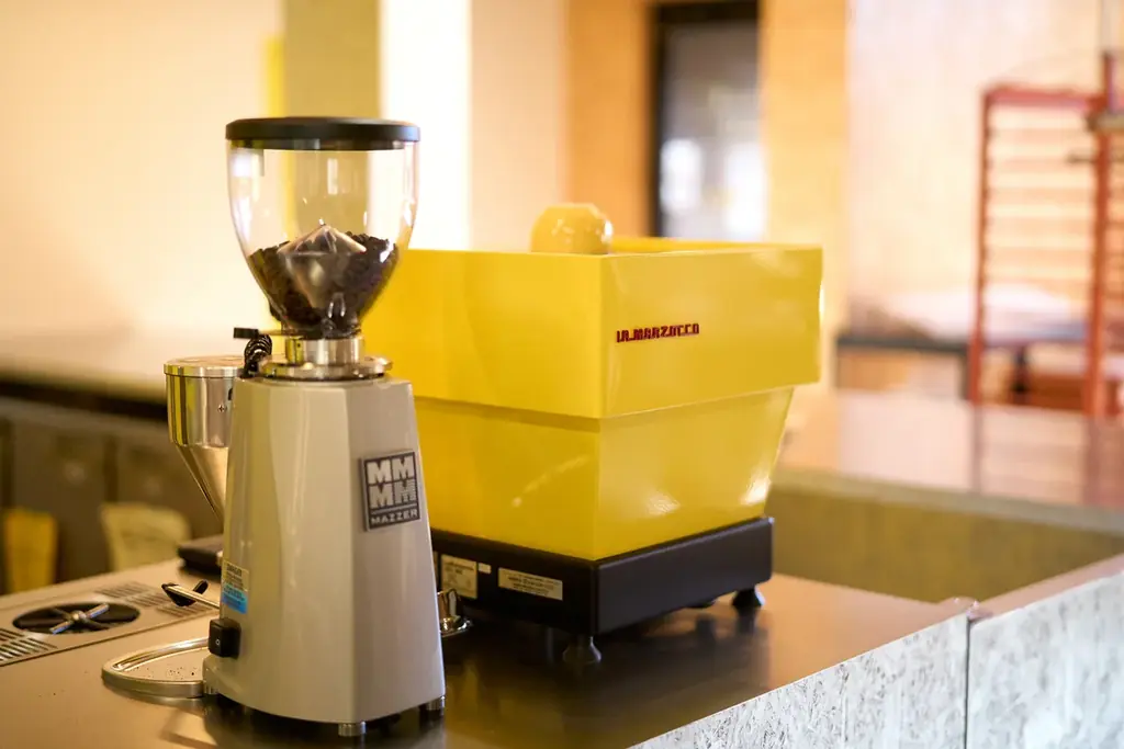 筑波山の中腹で、“ちょいワクの寄り道”はじまる。甘い土産屋「877」オープン 画像 2