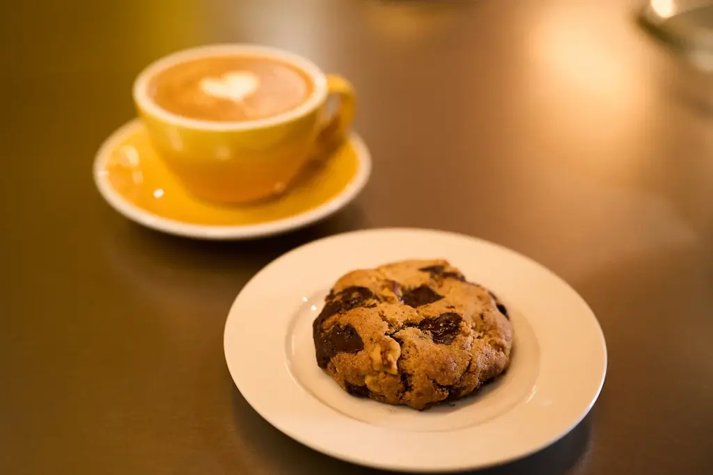 筑波山の中腹で、“ちょいワクの寄り道”はじまる。甘い土産屋「877」オープン 画像 5