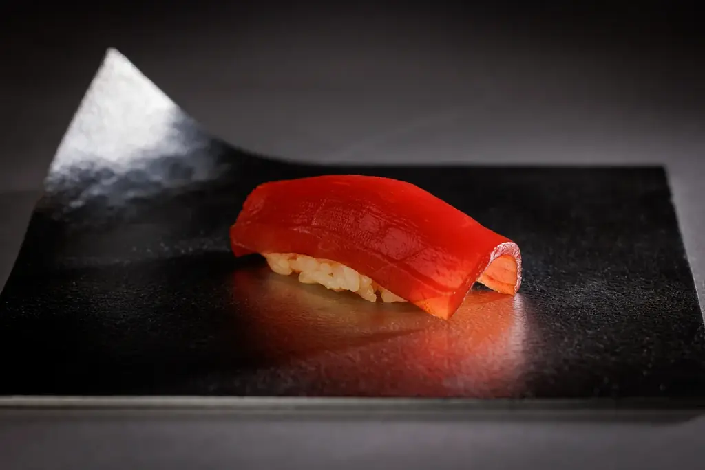 【先着20名様限定】六本木で“1貫200円”の赤酢寿司コース体験！1.5万人超が来店した「本格江戸前寿司15貫¥3,000コース」を限定開催┃鮨カゲロウプロジェクト 画像 3