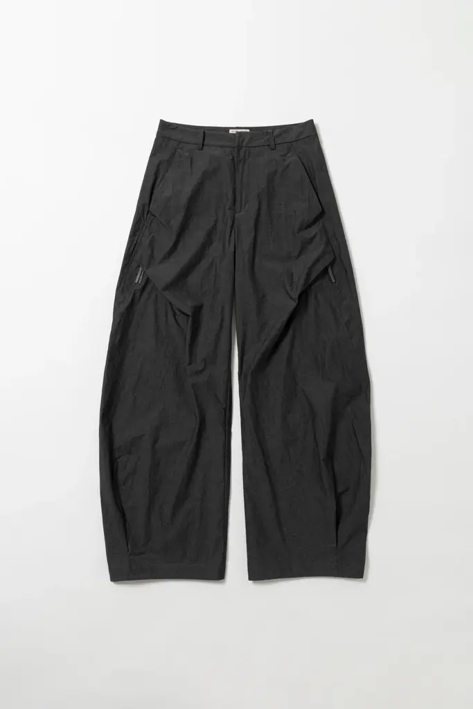 中国大陸2店舗目「ユナイテッドアローズ 深圳万象天地店」、現地ブランドとの協業コレクションを深圳で先行発売、海外事業の拡大を推進 画像 4