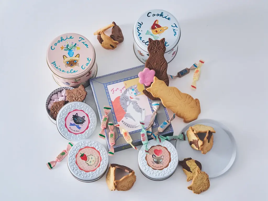 ネコを愛するすべての人へ贈る『フェアリーケーキフェアの猫の日2026』を開催！チャリティースイーツ「“神様のいたずら”ネコクッキー缶」ほか 画像 1