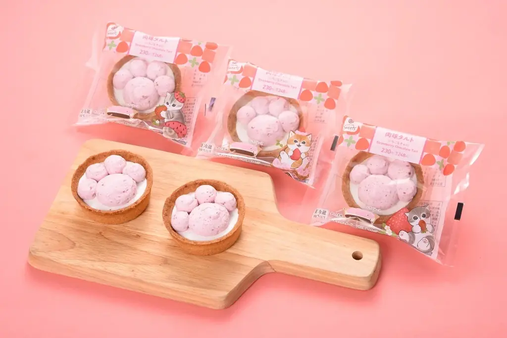 2月22日はねこの日！毎年過去最高の売上を更新する「ファミリ～にゃ～ト大作戦！」2月10日（火）から開催　「mofusand」と初コラボの「ニャン者めし鋼」や肉球の形をしたスイーツなど17種類が登場！ 画像 3