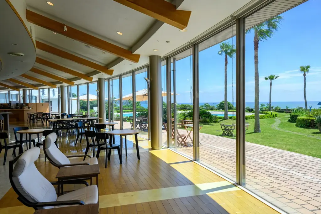 春の和歌山・串本と古座川をめぐる2つのお花見旅。国指定天然記念物「一枚岩」と老舗和菓子が彩る、地域とつながる春限定プラン【メルキュール和歌山串本リゾート＆スパ】 画像 7