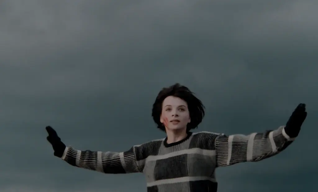 「レオス・カラックス×H.P.FRANCE」タイアップキャンペーン第2弾。スペイン発「デ・ドゥエ」より、4Kレストア版上映記念のコラボTシャツを発売！ 画像 15