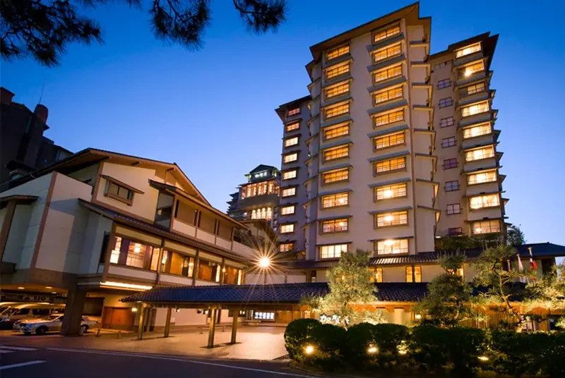 【ホテルグランヴィア大阪主催 能登復興支援】美食と美酒で能登を巡る、一夜限りのコラボレーションディナー「加賀屋」×「大阪 浮橋」のプレミアム会席 画像 8